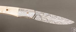   Couteau " 1820 Berthier " par Tim Bernard - Ivoire de mammouth et lame damas plume