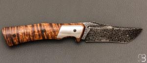  Couteau " Fallout " de collection par Olivier Ouertal - Tamarin ondé et lame en damas "Dragon skin"