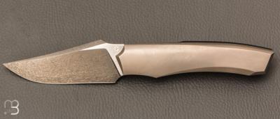 Couteau " custom Liner-lock " de Berthelemy Gabriel - La Forge Agab - Titane et D2