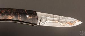   Couteau " custom " par Alain & Joris Chomilier - Bouleau madré stabilisé et damas Carbone Cuivre