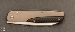   Couteau " custom " pliant de David Lespect - Carbone / Titane et RWL34