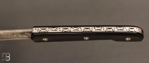 Couteau " Le Capi " par la Coutellerie Savignac - Corne noire et lame en damasteel