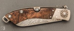    Couteau " Navaja Montañesa" par Jesus Granda - Loupe d'érable et lame damas