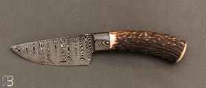  Couteau Semi intégral custom fixe de Israel Nascher  - Bois de cerf et damas