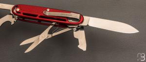  Couteau Synergy X Alox Rouge par Victorinox - 0.8226.20