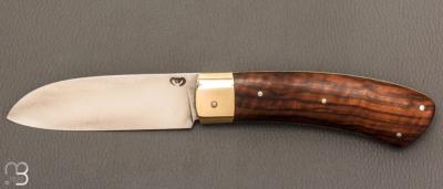   Couteau " custom " pliant par Mickaël Moing - Noyer et lame en 100Cr6