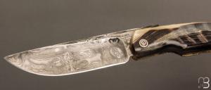   Couteau de poche style piémontais de Mickael Moing - Corne de bélier et lame damas