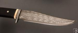 Couteau  de  chasse de Jean Paul Sire - Ébène et lame damas multi barreaux