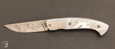    Couteau 1515 collection " 20 ans N°4/20 " par Manu Laplace - Nacre blanche et lame en damas inoxydable