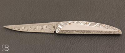   Couteau " HBP80 " de poche custom par Des Horn - Météorite Gibéon et Damasteel