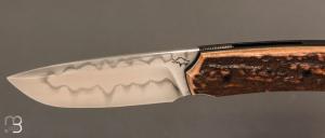   Couteau custom par Guy Poggetti - bois de cerf et lame en C130