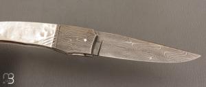   Couteau " liner-lock custom " par Alain & Joris Chomilier - Nacre et damas de Chad Nichols