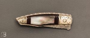   Couteau pliant par Joseph Uda - Nacre noire et damas