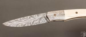   Couteau " 1820 Berthier " par Tim Bernard - Ivoire de mammouth et lame damas plume