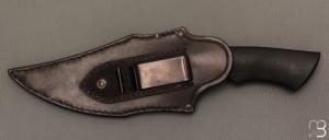  Couteau " Hunter " semi intégral par Adam DesRosiers