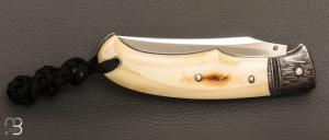    Couteau " Ryan's " custom par Raphaël Durand - Ivoire de phacochère et damas S. Lurquin