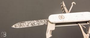   Special Companion Damast Limited Edition 2025 " par Victorinox - 1.3901.J25