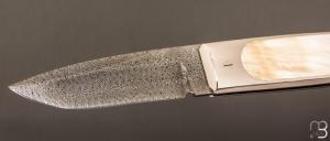   Couteau  "  120 Méditerranée " par Charles Bennica - Nacre jaune et damas  d'Anthony Brochier