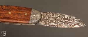    Couteau " Bouledogue" de Jean Pierre Veysseyre - Bois de fer et lame damas 