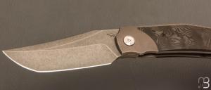   Couteau " Inter-Frame Bolster-lock "  custom fibre de carbone et titane par Guy Poggetti -  Acier Elmax
