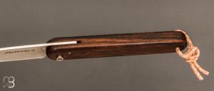  Couteau Le Montagnol par Savignac "Nouvelle version" - Noyer
