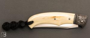    Couteau " Ryan's " custom par Raphaël Durand - Ivoire de phacochère et damas S. Lurquin