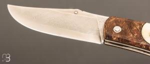 Couteau  "Truand lock-back" par Tony Ruot - Ivoire de phacochère et loupe de chêne