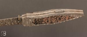   Dague pliante custom par Alain & Joris Chomilier - Damas Vegas Forge et Windowframe Jaspe