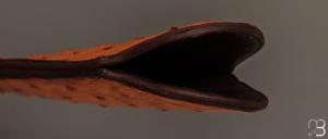   Etui cuir d'autruche / veau pour couteau pliant fait main par Chantal Trocmé - Marron clair