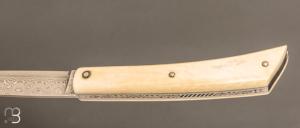   Couteau "Mandrin" de collection par Philippe Voissière - Ivoire de mammouth et lame Damasteel®