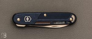  Couteau Onefold Alox bleu par Victorinox - 0.8006.22