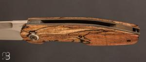 Couteau "  Xylo  " Hêtre échauffé et RWL-34 par Thierry Savidan