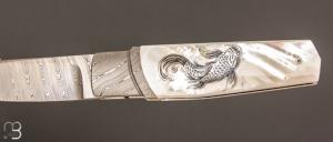   Couteau " Chiudibile  " custom par Fabrizio Silvestrelli - Nacre blanche et lame damas