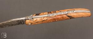 Couteau Laguiole en Aubrac "Perlé" 12 cm lame damas - manche bois d'Aubrac