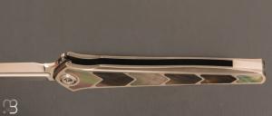   Dague pliante " Exocet " custom de Lionel Lalague - Nacre noire et lame en RWL34