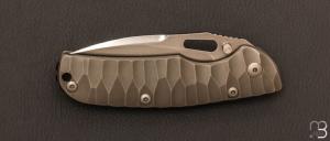   Couteau " Liner-Lock Titane  " custom par Sacha Thiel