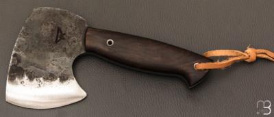 Mini hachette de camp faite main par Frédéric Marchand - XC75 et Noyer