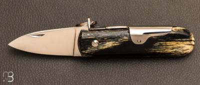 Couteau de poche Coup de Poing 10 cm Os de girafe teinté par J. Mongin