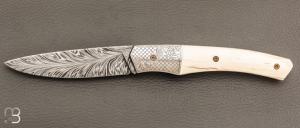    Couteau " 1820 Berthier " par Tim Bernard - Ivoire de mammouth et lame damas plume