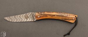   Couteau " Camembert damas" régional pliant en bois d'aubrac