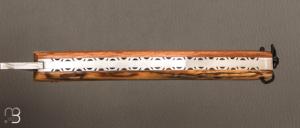   Couteau " Camembert damas" régional pliant en bois d'aubrac