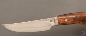 Couteau Droit forgé main par Jean Paul Sire - Noyer et lame acier C130