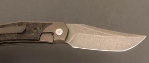   Couteau " Inter-Frame Bolster-lock "  custom fibre de carbone et titane par Guy Poggetti -  Acier Elmax