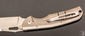  Couteau  "  Officer G10 Black  " custom par Sacha Thiel