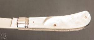    Couteau " Backpocket " de Craig Brewer - Nacre blanche et or