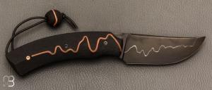  Couteau " 1310 " liner lock de SMZ Flammes de forge - Ébène / cuivre et lame sandwich