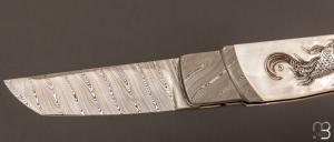   Couteau " Chiudibile  " custom par Fabrizio Silvestrelli - Nacre blanche et lame damas