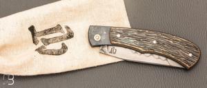  Couteau " Jack " pliant par Tanguy Coillot - Laiton sculpté et lame en C130