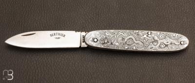 Couteau de poche modle "Navette" par Berthier - Damas et lame en acier inoxydable