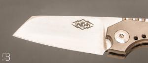   Couteau coupe-cigare  " Monster " par Thierry Savidan - Titane et RWL-34